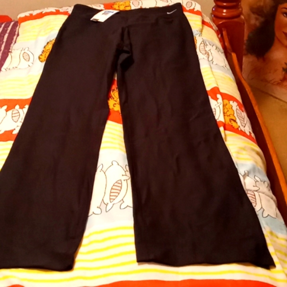 NWT,NIKE, Dri-Fit, Super Stretchy, Ebony-Black, Full Length, Active Wear, Pants